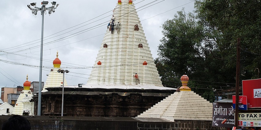 Mahalakshmi Temple, a revered shrine and famous place near Kolhapur Fort.