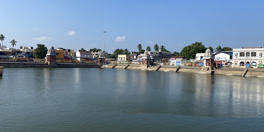 Take a spiritual dip at Mahamaham Tank, a revered site during the Mahamaham festival
