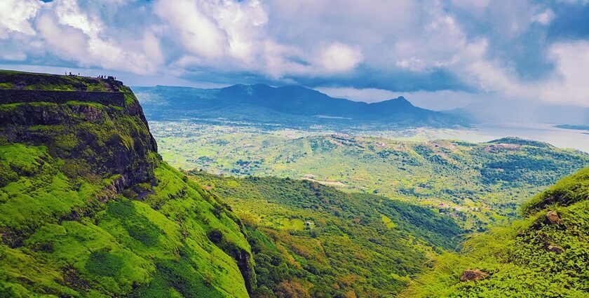 Explore places to visit in Maharashtra in January, perfect for hill stations, beaches, and excursions.