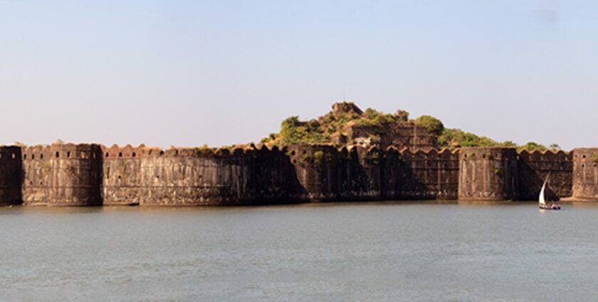 Explore places to visit in Maharashtra in January, perfect for hill stations, beaches, and excursions.