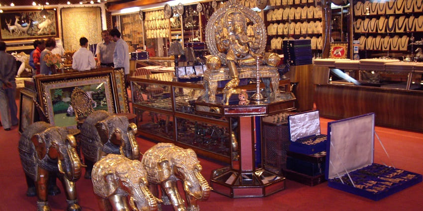 An exquisite jewellery shop in Maharashtra emporium, famous for its unique accessories.