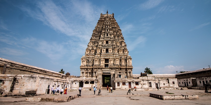 Mallar Mahalingeshwara Temple feature serene ambiance, intricate carvings and architecture.