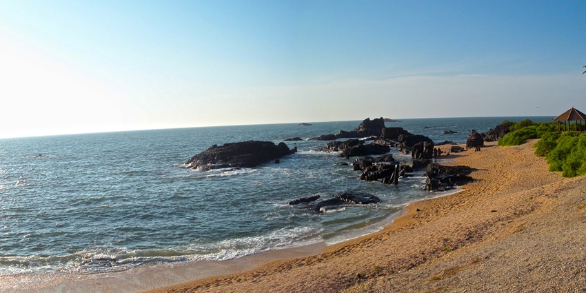 Explore the amazing beauty of St. Mary's Islands near Malpe Beach, Karnataka.
