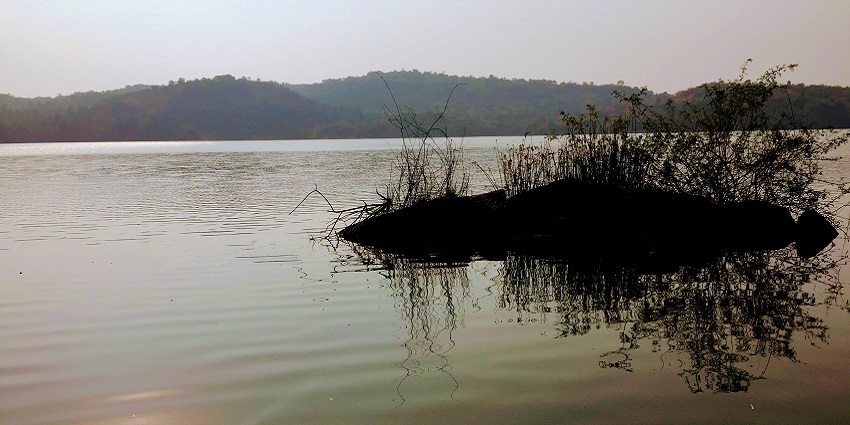 The waters of Manchanabele Dam near Bangalore are peaceful.