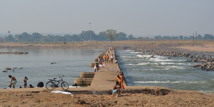 View of the cultural town of Mandla, steeped in history close to Kanha National Park.