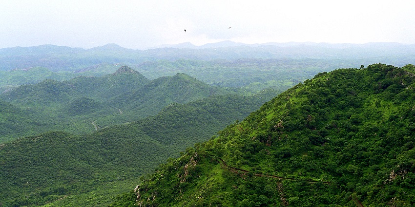 Manesar offers scenic views of the Aravalli Hills and is a popular stopover for tourists