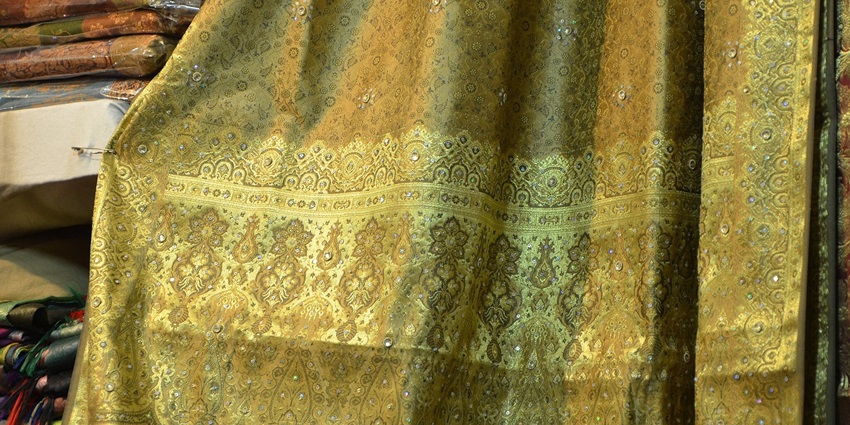 Image of the lesser-known yet pocket-friendly place for saree shopping in Mumbai