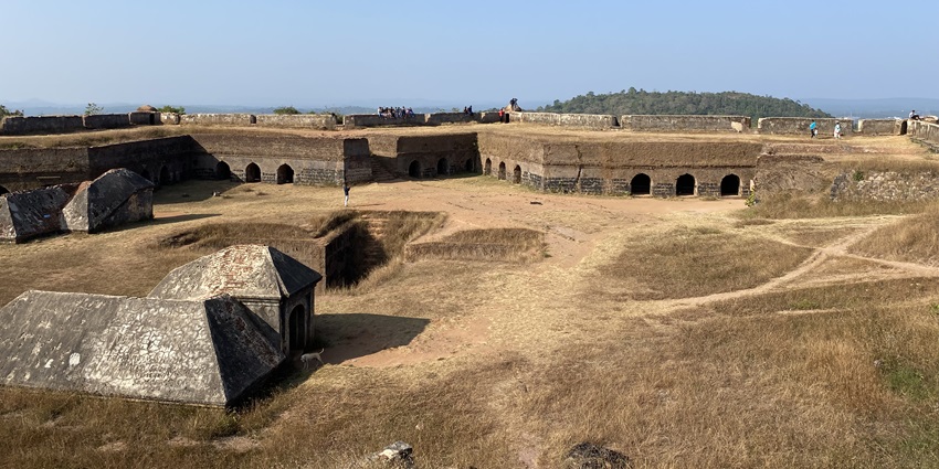 Places to visit in Sakleshpur include the historic Manjarabad Fort for photographers.