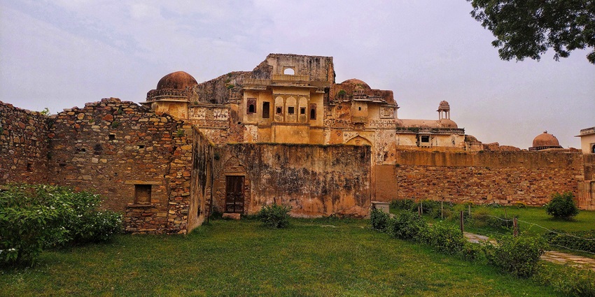 Image of Manjarabad Fort , one of the places to visit in Hassan for history lovers