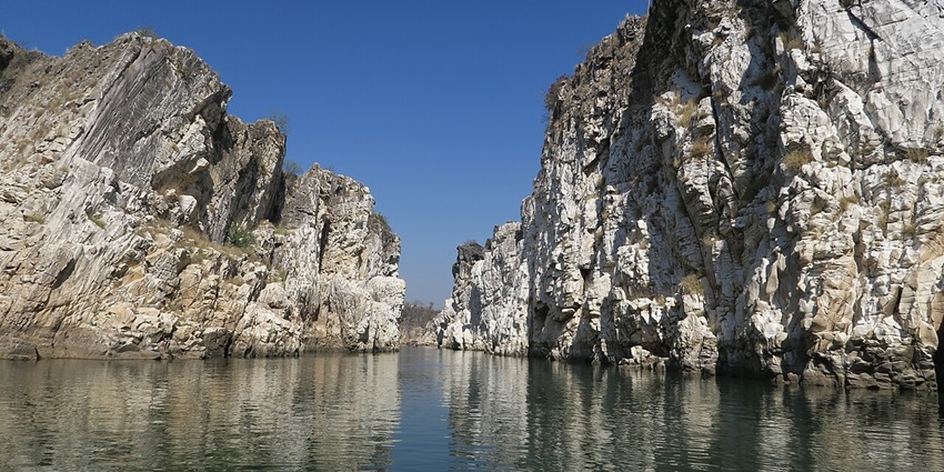 A scenic gorge in Jabalpur, which is one of the best places to visit near Nagpur