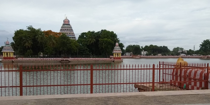 A view of Madurai's Teppakulam tank, one of the holy temples in Madurai.