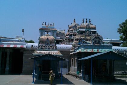 Best places to visit in and around the sacred Marundeeswarar temple in Chennai.