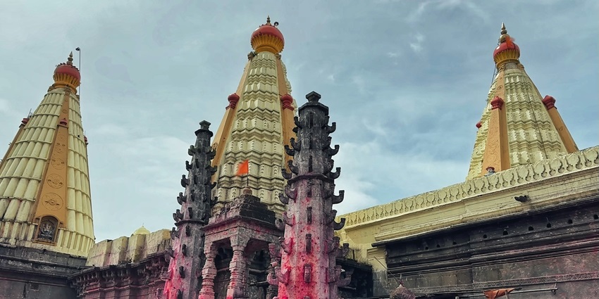 Scenic Jyotiba Temple is one of the best things to see in Kolhapur for travellers.