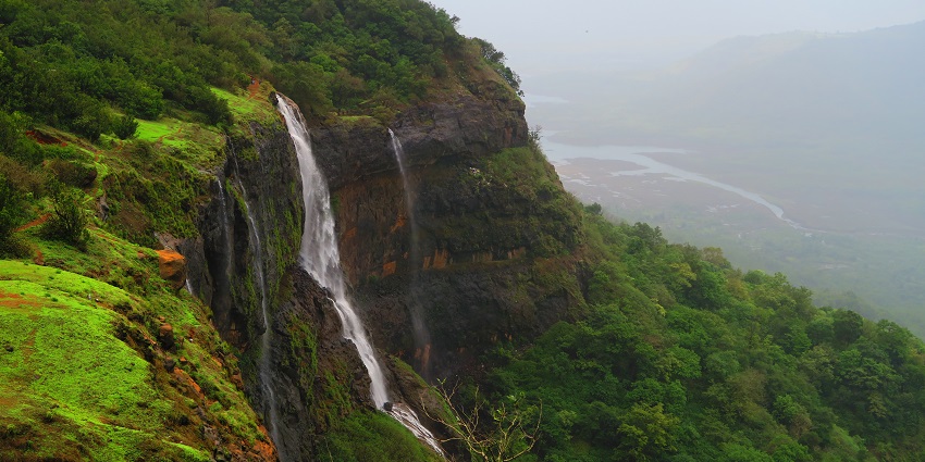 Matheran, is among the best places to visit in December near Mumbai's eco-friendly hill station