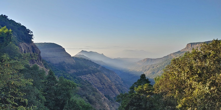 A picture of mountains in Matheran, one of the best places to visit near Mumbai in April.