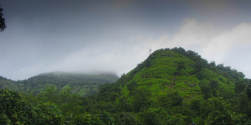 A picture of Matheran, one of the picturesque and famous trekking destinations in Mumbai.