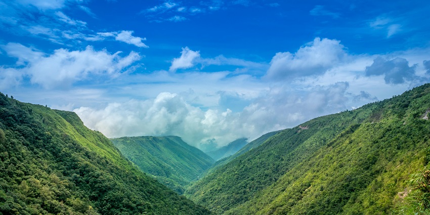 A view of McLeodganj, one of the most vibrant places to visit near Pathankot, with Tibetan monasteries and markets.