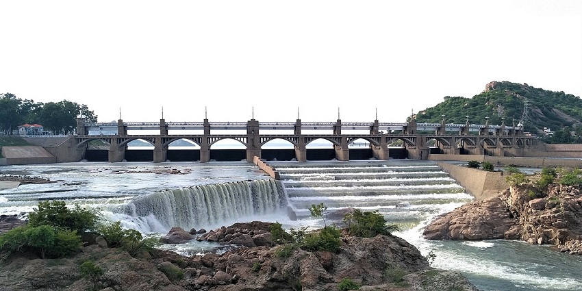 Places to visit near Hogenakkal falls feature the massive dam providing scenic views.