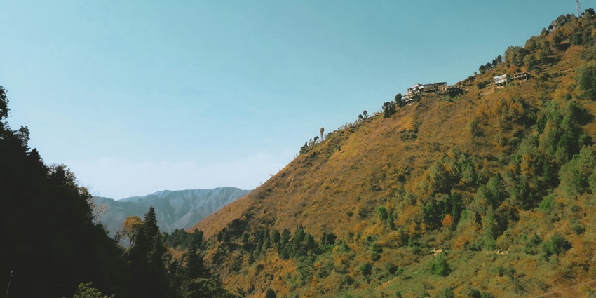 Scenic hills of Mhaismal, one of the places to visit near Aurangabad for nature lovers