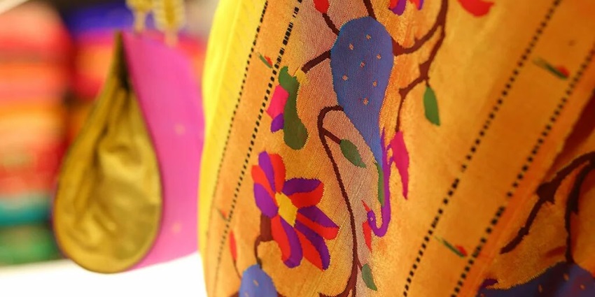 Milan Mall, a shopping centre in Santacruz has a wide collection of sarees
