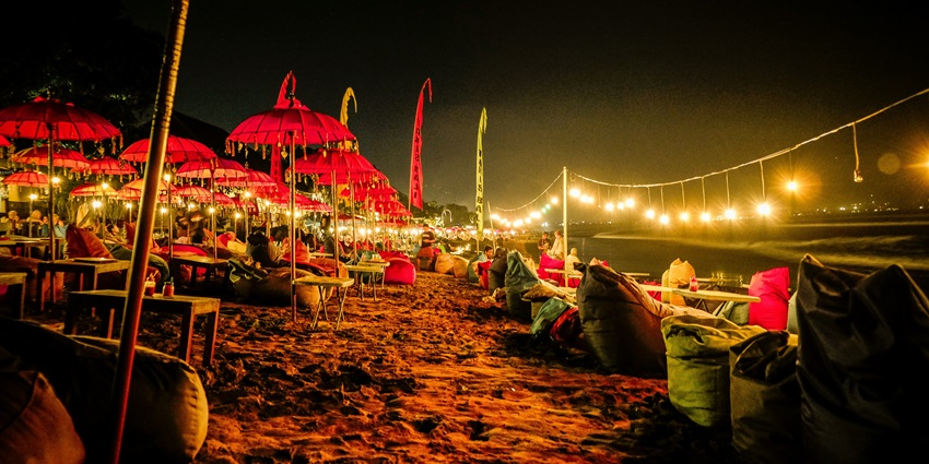 Minicoy Island Market in Lakshadweep offers a charming selection of local handicrafts.