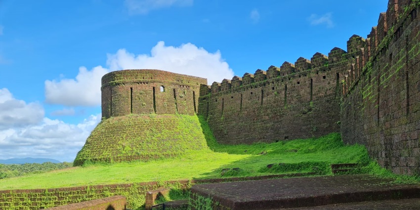 Mirjan Fort’s mossy walls and arches make it one of the top places to visit in Uttara Kannada