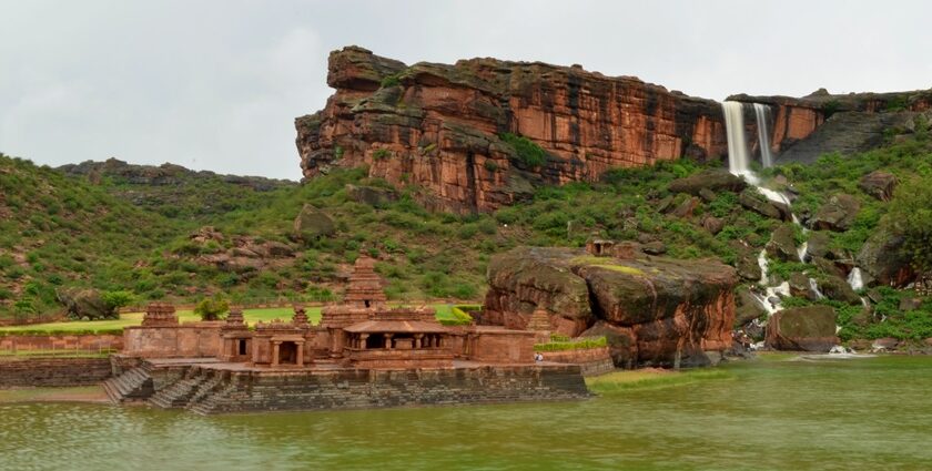 Places to visit in Monsoon in Karnataka will showcase natural splendour, greenery and scenic views.