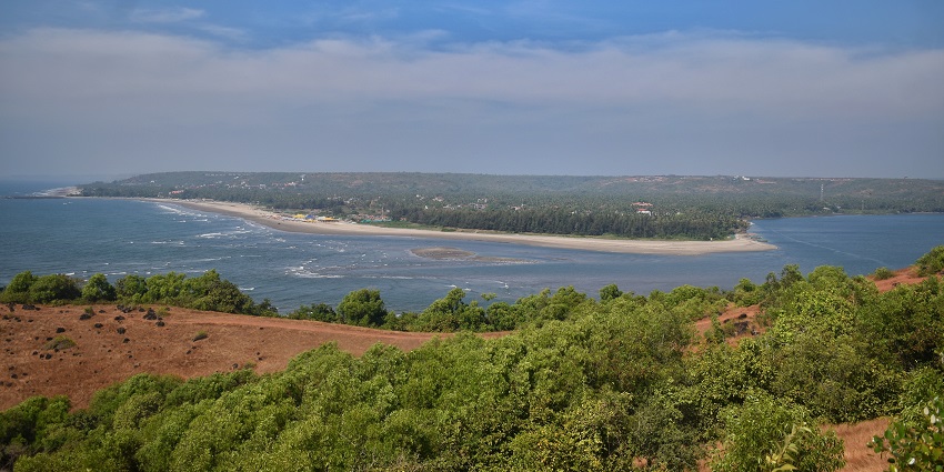 Morjim Beach, one of the serene places to visit in Morjim for every traveller.