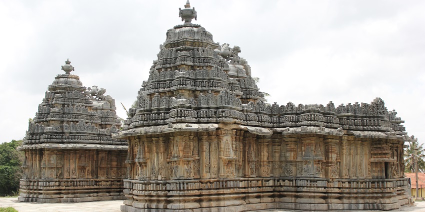 Mosale is one of the top places to visit near Belur for history and art enthusiasts.