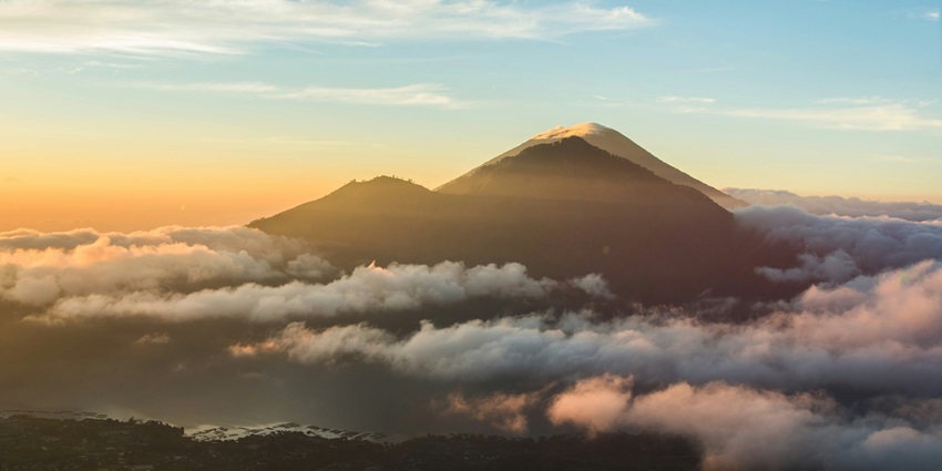 A view of Mount Batur’s peak, a beautiful abode to visit near Batur Natural Hot Spring.