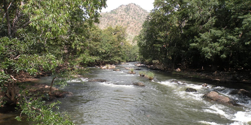 Moyar River is a place to visit this year in Karnataka