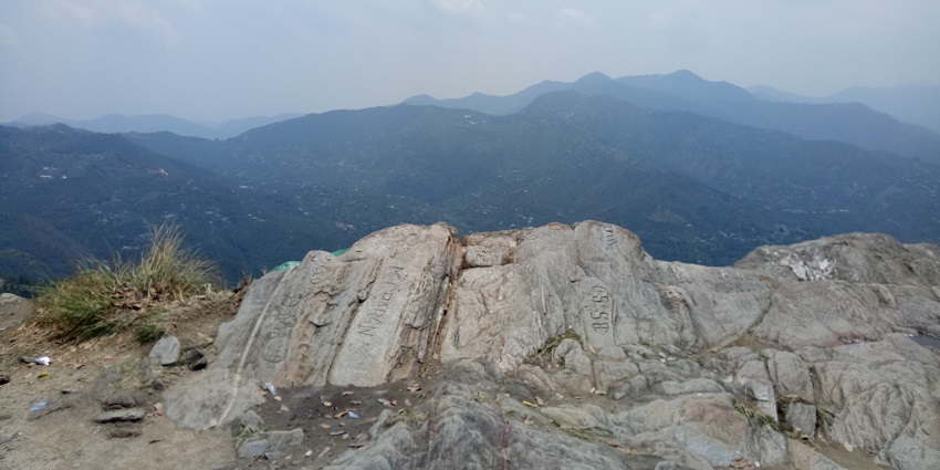 Mukteshwar offer trekking routes, stunning views, and tranquility.