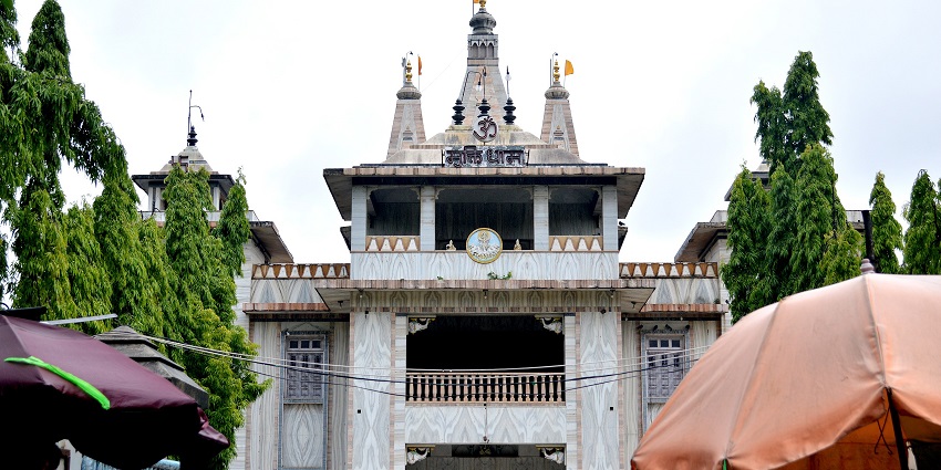 The famous Muktidham Temple, a marble beauty featuring replicas of 12 Jyotirlingas.