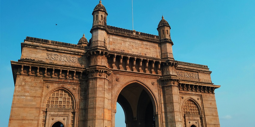 A picture of the Gateway of India, Mumbai–one of the best places to visit near Matheran.