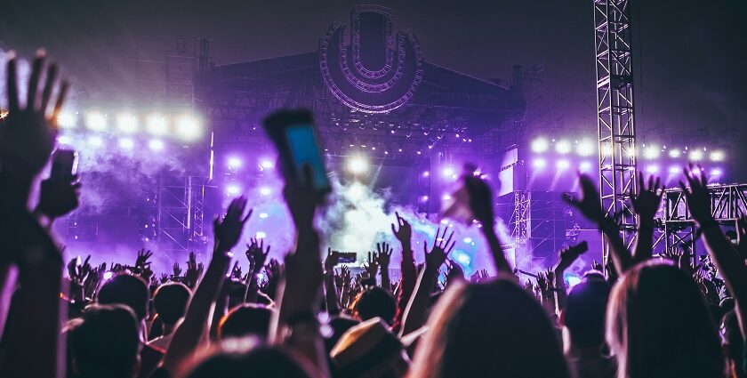 A vibrant shot of people enjoying one of Mumbai's music festivals.