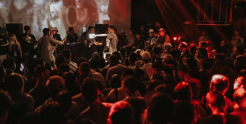 A picture of a band performing at a famous pub, offering the vibrant Mumbai nightlife experience