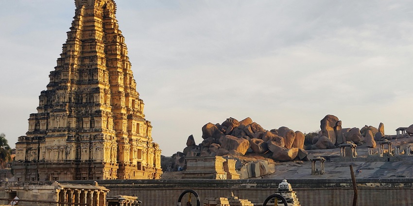 Munjaba Temple with traditional stone architecture and serene surroundings, dedicated to Lord Shiva, situated near Mauli water park Shegaon.