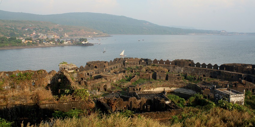 Historic Janjira Fort and beautiful beaches in Maharashtra's coastal paradise.