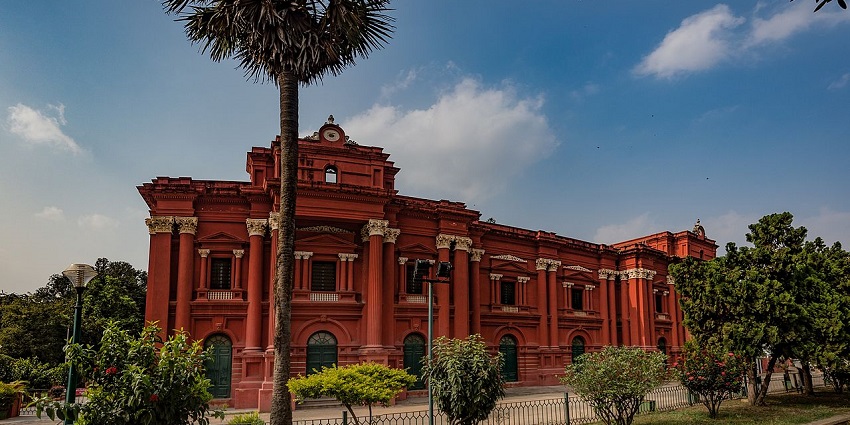 Museum of Chalukyan sculptures, artifacts, and insights into ancient Karnataka