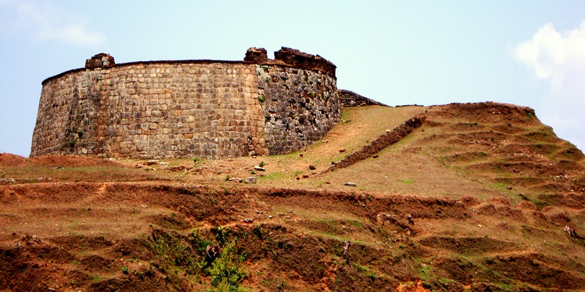 Watch tower of Nagara fort, one of the most scenic places to visit near Jog falls