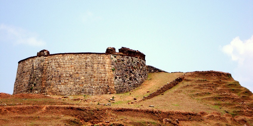 View of Nagara Fort, surrounded by lush greenery