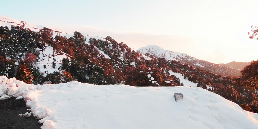 Snow covered mountain during at Nahan - one of the places near Chandigarh for weekend.