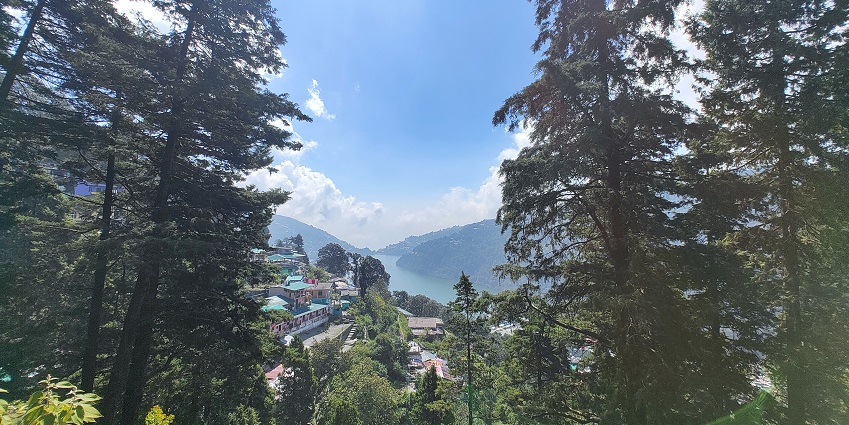 Mesmerizing snow view point in Nainital.