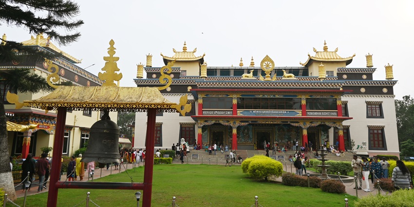 An image of the Namdroling Monastery, one of the best places to visit in Madikeri