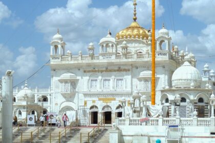 A view of Hazur Sahib with its stunning architecture and tranquillity, one of the Nanded tourist places