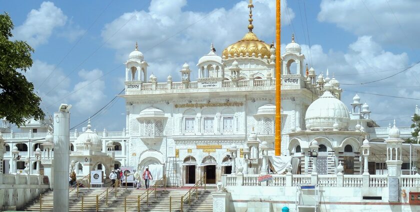 A view of Hazur Sahib with its stunning architecture and tranquillity, one of the Nanded tourist places