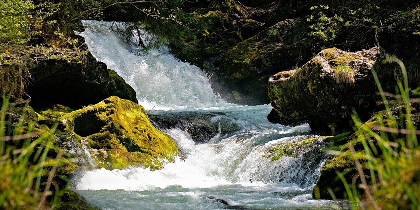 Nandur Waterfall is a roaring mountain stream that is surrounded by greenery and majestic mountains.