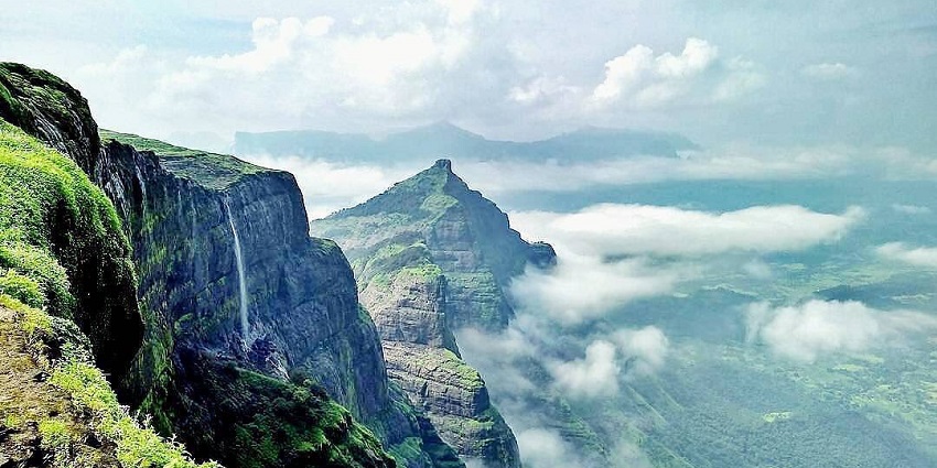 A serene image of Nashik hills which is famous for wine tourism among prominent places to see near Mumbai.