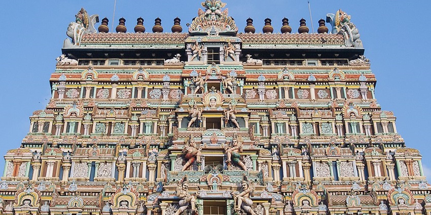 A spiritual haven for devotees of Lord Shiva, this temple is a scenic abode for pilgrims.