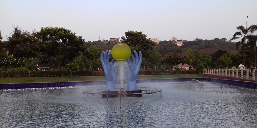 Wonderpark and Nerul Lake, one of the places to visit in navi mumbai for couples